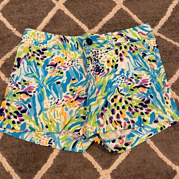 EUC Lilly Pulitzer shorts - Picture 1 of 2